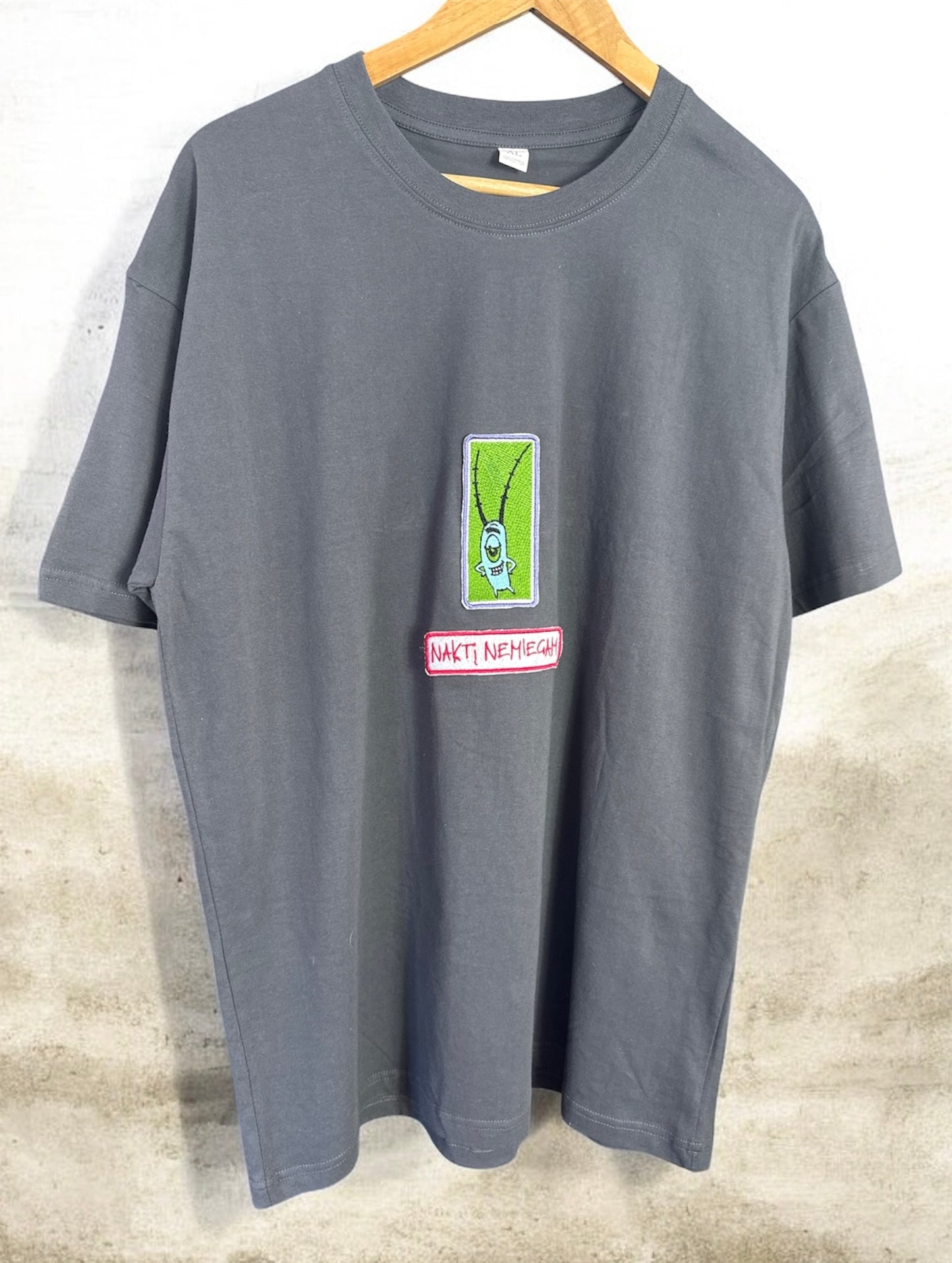 NAKTI NEMIEGAM Tee