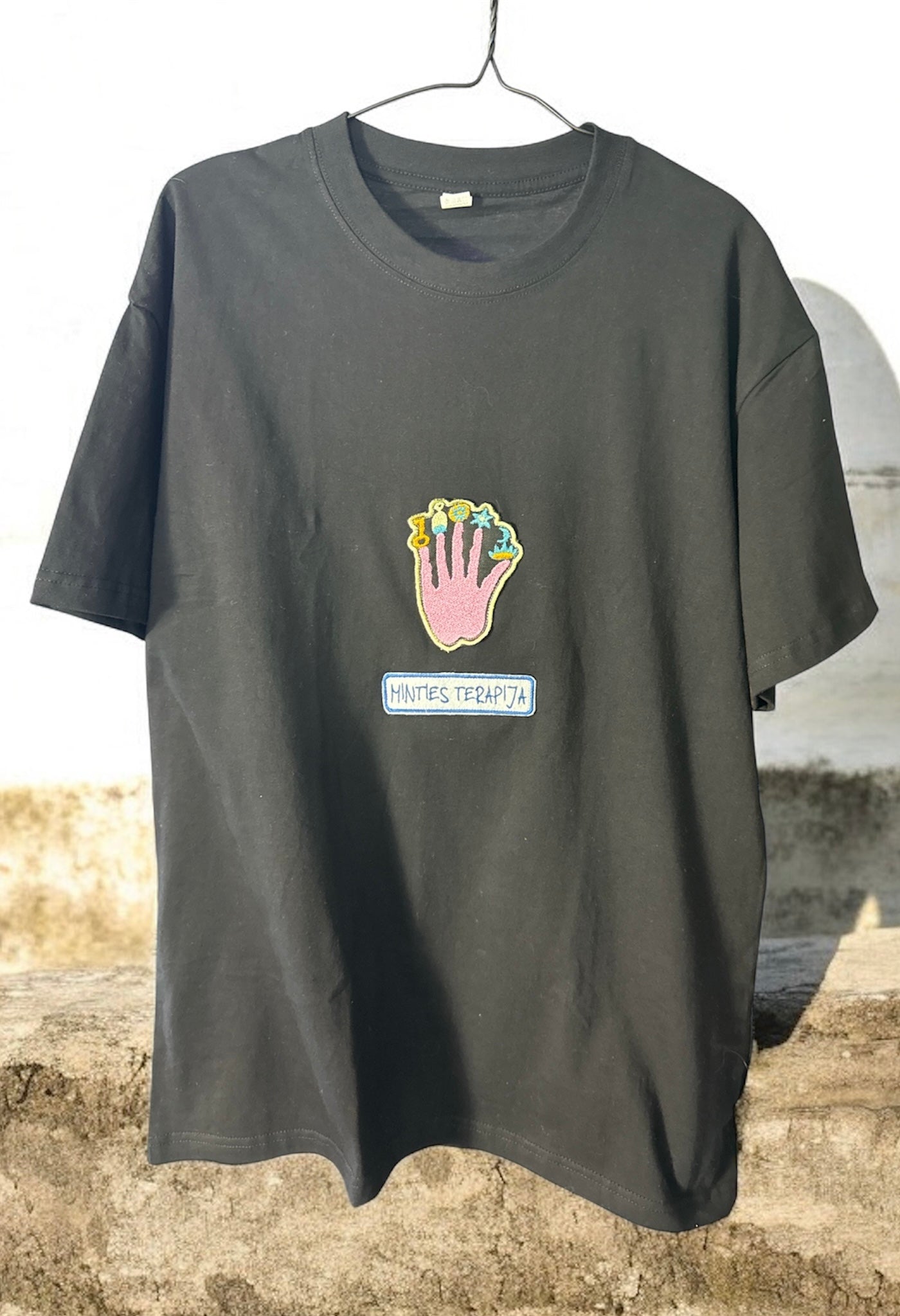 MINTIES TERAPIJA Tee