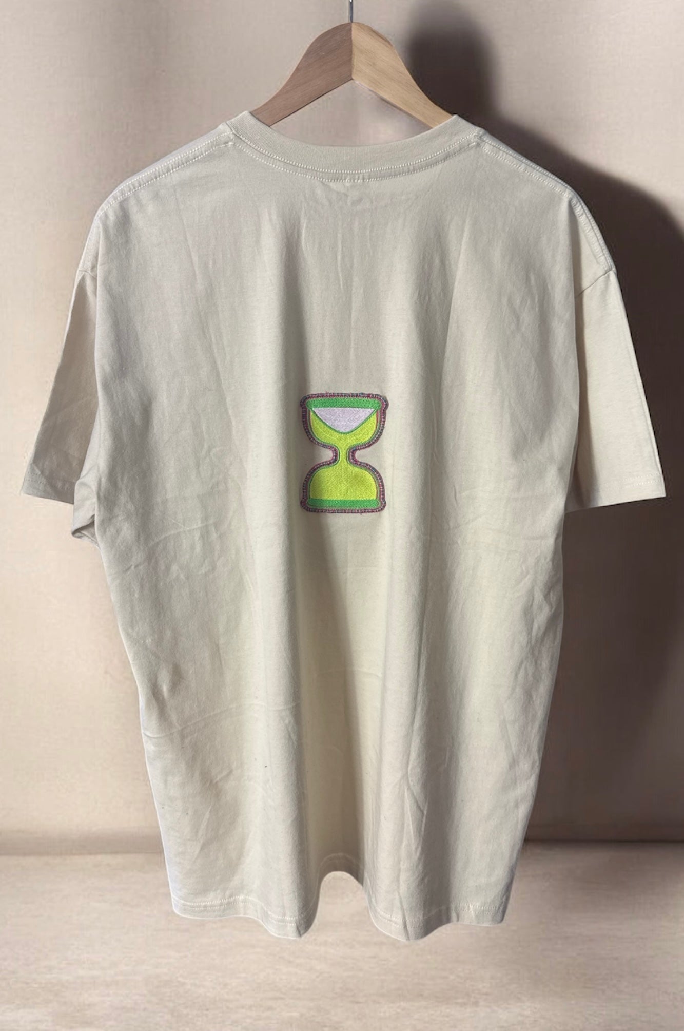 DANGUS / LAIKAS / ŽODŽIAI Tee